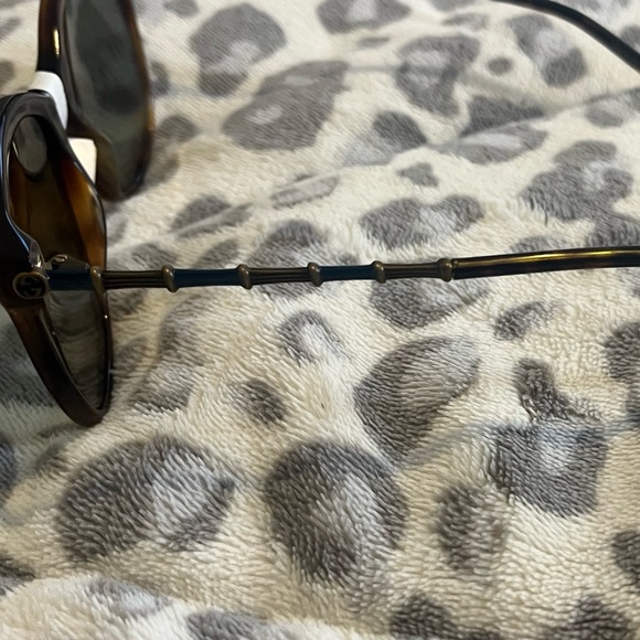 NWT Authentic Cat Eye Tortoise Shell Gucci Sunglasses - Picture 5 of 6